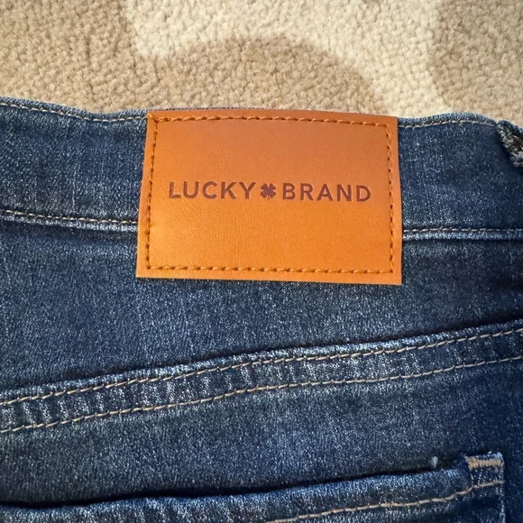 NWT Lucky Brand Jeans/ Mid Rise/ Boot cut 💙 - Picture 5 of 13